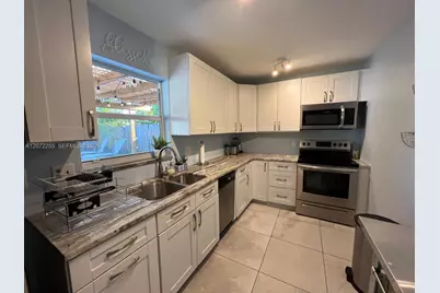 [Address not provided], North Lauderdale, FL 33068 - Photo 2