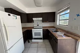 2850 NW 24th Ct, Fort Lauderdale, FL 33311 - Photo 2