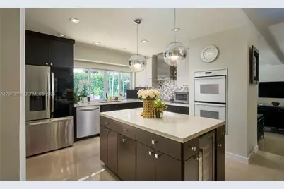 2155 NE 191st Dr, North Miami Beach, FL 33179 - Photo 14
