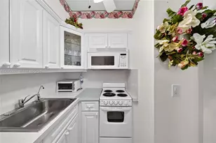 1001 Atlantic Shores Blvd, Hallandale Beach, FL 33009 - Photo 12