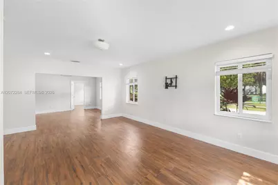 5990 NE 5th Ave, Miami, FL 33137 - Photo 12