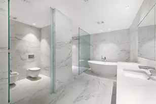 1000 Biscayne Blvd, Miami, FL 33132 - Photo 40