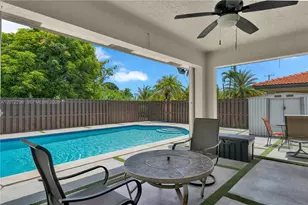 16711 SW 140th Ave, Miami, FL 33177 - Photo 20