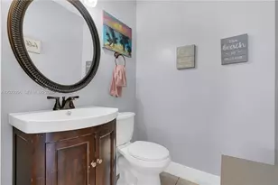 16711 SW 140th Ave, Miami, FL 33177 - Photo 18