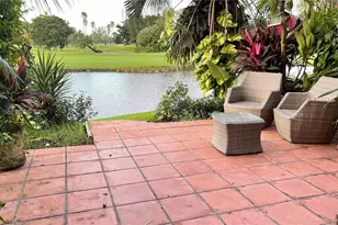 6821 Brookline Dr, Hialeah, FL 33015 - Photo 14