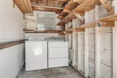10240 SW 35th St, Miami, FL 33165 - Photo 18