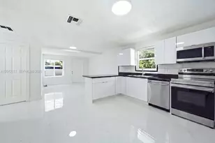 399 NW 98th St, Miami, FL 33150 - Photo 6