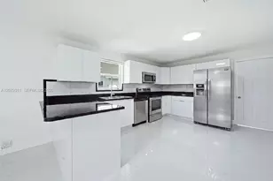 399 NW 98th St, Miami, FL 33150 - Photo 4