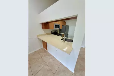 [Address not provided], West Palm Beach, FL 33409 - Photo 10
