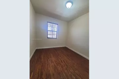 8935 W 35th Ln #8935, Hialeah, FL 33018 - Photo 16