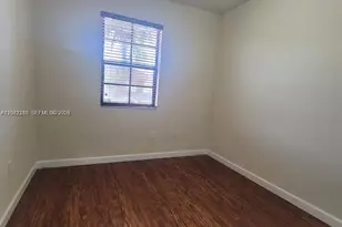 8935 W 35th Ln, Hialeah, FL 33018 - Photo 16