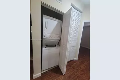 8935 W 35th Ln #8935, Hialeah, FL 33018 - Photo 20