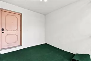 6511 Racquet Club Dr, Lauderhill, FL 33319 - Photo 2