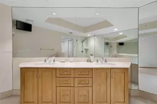 2821 N Ocean Blvd, Fort Lauderdale, FL 33308 - Photo 16