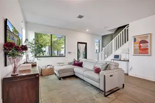 8166 NW 42nd St, Doral, FL 33166 - Photo 14