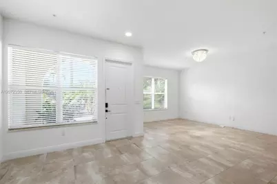 12441 NW 18th Ct, Pembroke Pines, FL 33028 - Photo 6