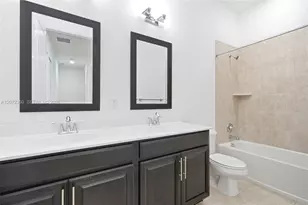 12441 NW 18th Ct, Pembroke Pines, FL 33028 - Photo 28