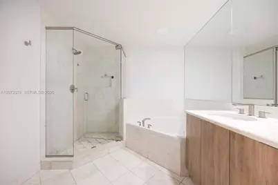 901 Brickell Key Blvd #2506, Miami, FL 33131 - Photo 14