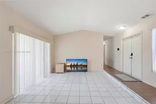 16604 SW 104th Ct, Miami, FL 33157 - Photo 10
