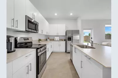 2832 SE 23rd Ave, Homestead, FL 33035 - Photo 16