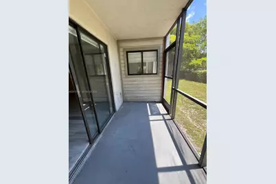 18725 NW 62nd Ave #111, Hialeah, FL 33015 - Photo 14