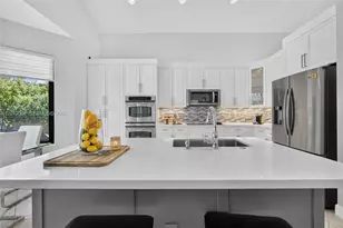 4723 SW 176th Terrace, Miramar, FL 33029 - Photo 8