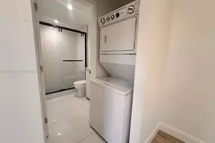 277 NE 55th St, Miami, FL 33137 - Photo 8
