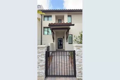 8388 NW 49th St, Doral, FL 33166 - Photo 2