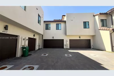 8388 NW 49th St, Doral, FL 33166 - Photo 28