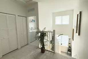 8388 NW 49th St, Doral, FL 33166 - Photo 10