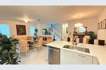 8388 NW 49th St, Doral, FL 33166 - Photo 4