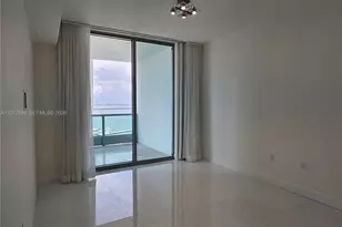 900 Biscayne Blvd, Miami, FL 33132 - Photo 12