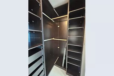 900 Biscayne Blvd #4210, Miami, FL 33132 - Photo 14