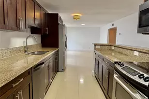1540 SW 5th Pl, Fort Lauderdale, FL 33312 - Photo 6