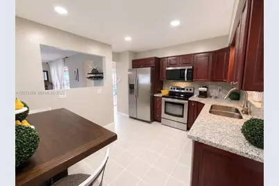 1812 N 45th Ave, Hollywood, FL 33021 - Photo 6