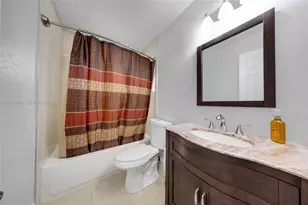 8801 SW 17th St, Miami, FL 33165 - Photo 18