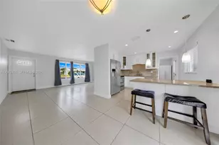 8801 SW 17th St, Miami, FL 33165 - Photo 12