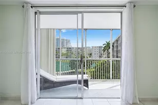 2903 Point E Dr, Aventura, FL 33160 - Photo 14