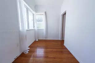 1351 Meridian Ave, Miami Beach, FL 33139 - Photo 12