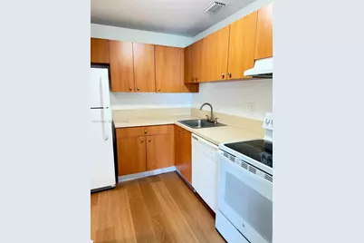 411 Executive Center Dr #109, West Palm Beach, FL 33401 - Photo 10