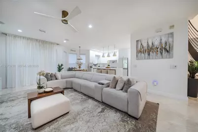 5261 SW 159th Ave, Miramar, FL 33027 - Photo 4