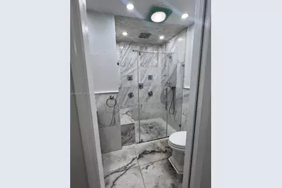 6978 W 25th Ave, Hialeah, FL 33016 - Photo 14