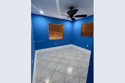 6978 W 25th Ave, Hialeah, FL 33016 - Photo 12