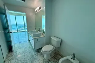 888 Biscayne Blvd, Miami, FL 33132 - Photo 14