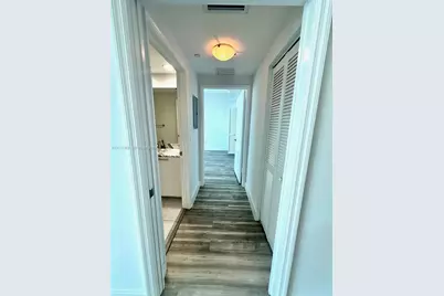 951 Brickell Ave #3403, Miami, FL 33131 - Photo 8