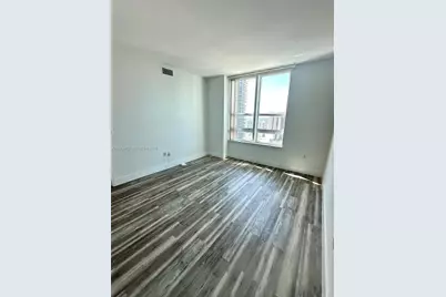 951 Brickell Ave #3403, Miami, FL 33131 - Photo 6