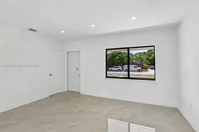 521 NW 189th Ter, Miami Gardens, FL 33169 - Photo 10