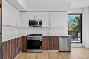 2479 NE 192 St, Miami, FL 33180 - Photo 6