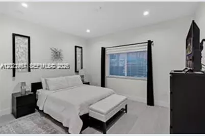 1786 SW 9th St #1, Miami, FL 33135 - Photo 6