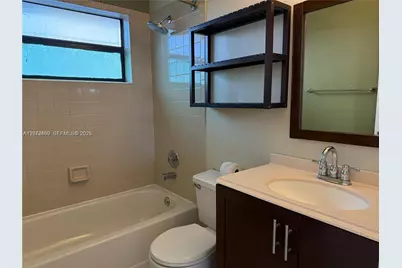 20800 NE 8th Ct #206-17, Miami, FL 33179 - Photo 4
